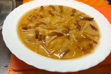 Gachas de Miel y Naranja al Toque de Níscalo: Una Experiencia Culinaría Única